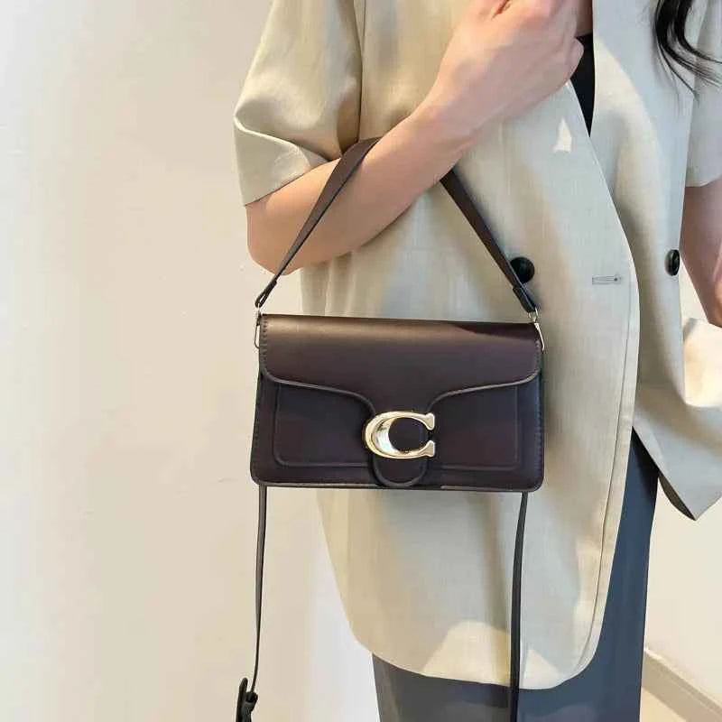 Elegant Minimalist Leather Crossbody Bag for Women
