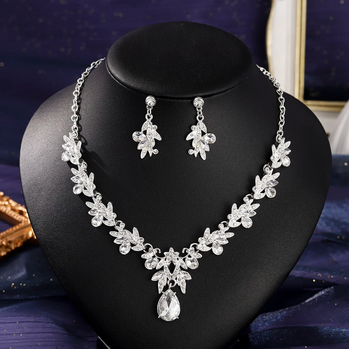 Exquisite Luxury Rhinestone Bridal Jewelry Set - Crystal Necklace & Earrings