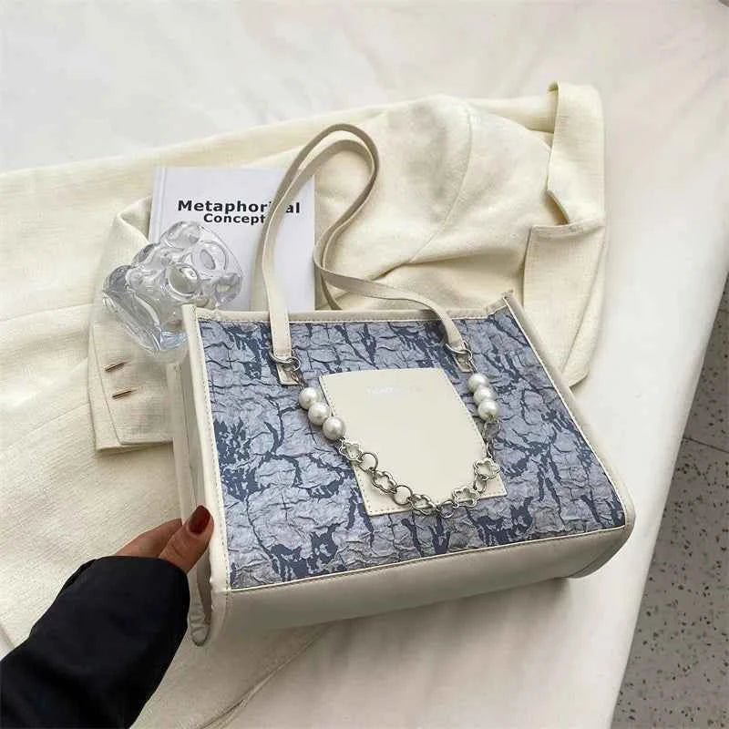 Elegant Large Capacity Tote Bag with Pearl Chains