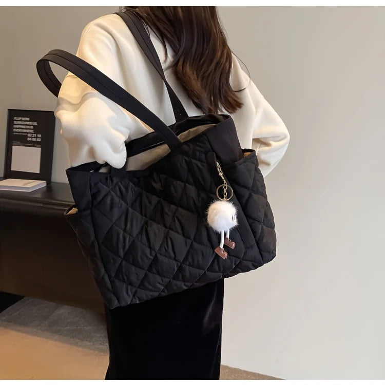 Elegant Quilted Tote Bag - Large Capacity Handbag
