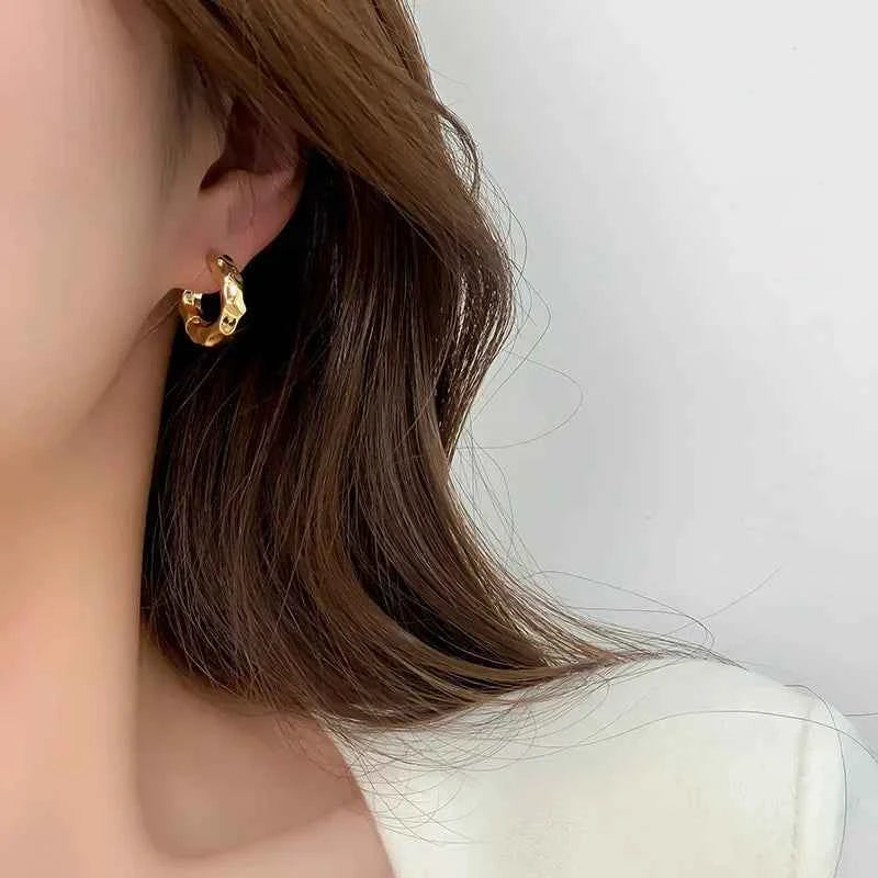 Elegant Geometric Hoop Earrings - Modern Irregular Circle Jewelry