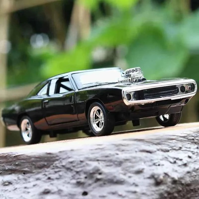 Premium 1970 Dodge Charger Alloy Model - Pull Back Sports Car