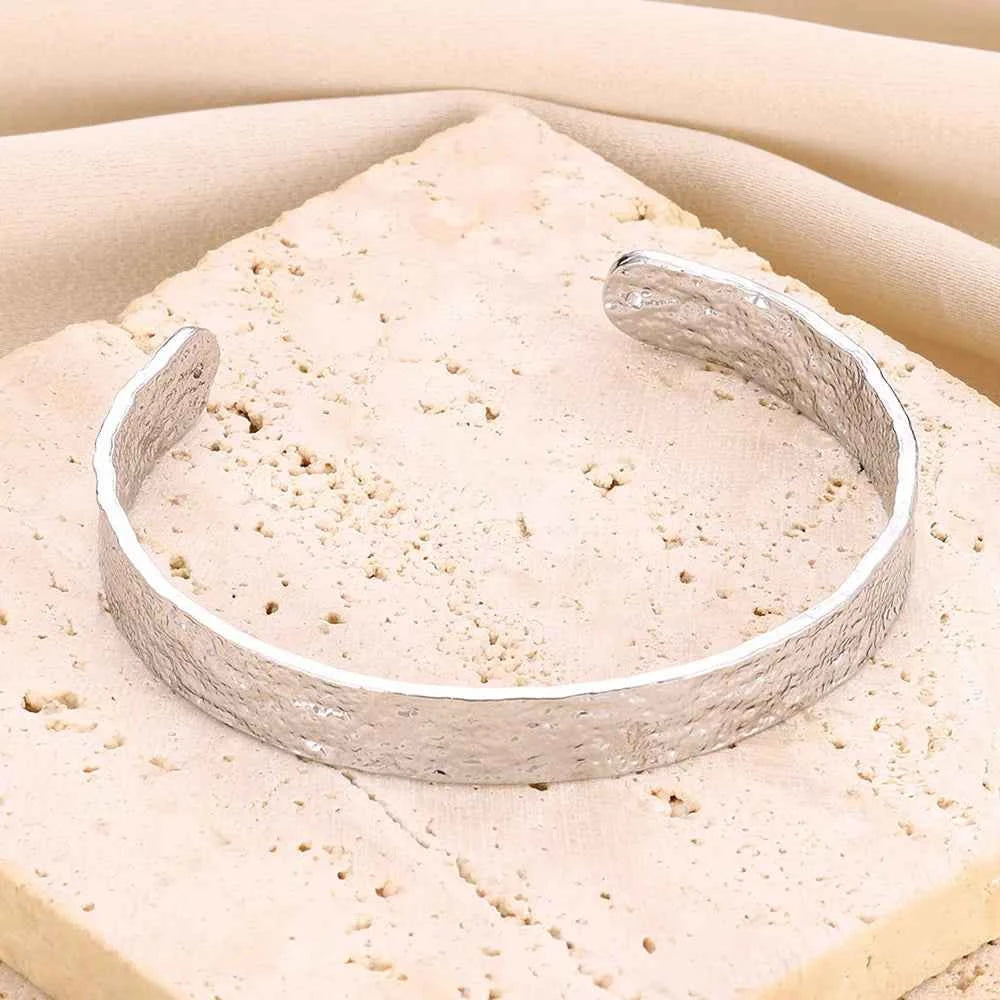 Exquisite Vintage Gold Open Cuff Bracelet - Luxury Stainless Steel Jewelry