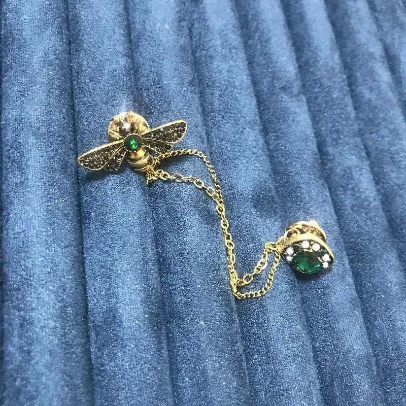 Luxury Crystal Bee Brooch - Elegant Sweater Pin