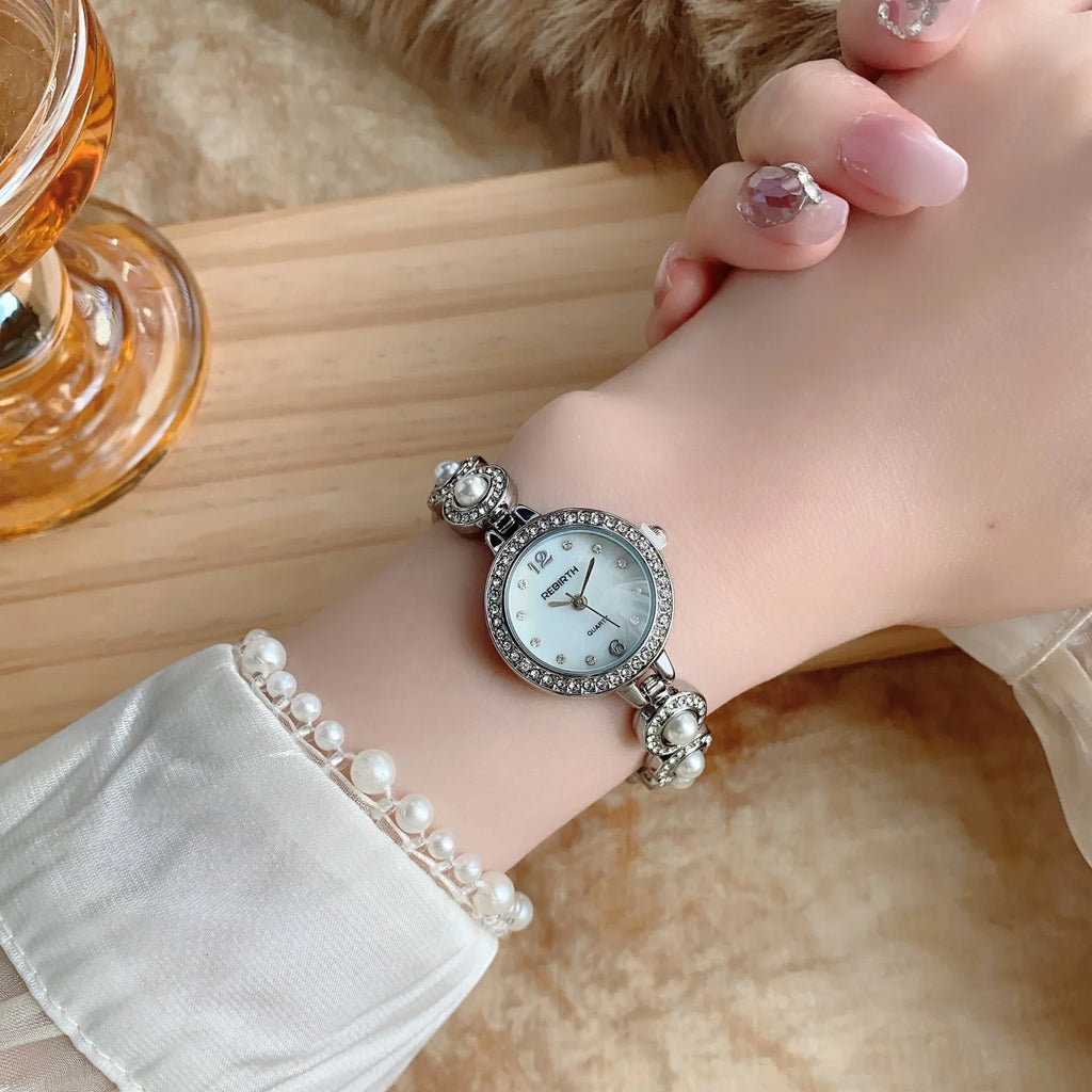 Elegant Pearl Bracelet Women's Watch - Diamond Quartz