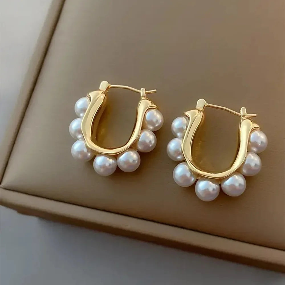 Elegant Geometric Hoop Earrings - Modern Irregular Circle Jewelry