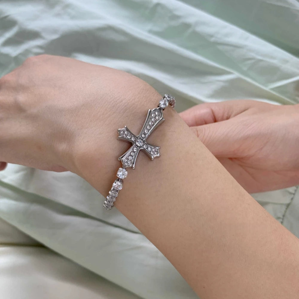 Premium Titanium Steel Cross Bracelet - Non-Fading & Adjustable
