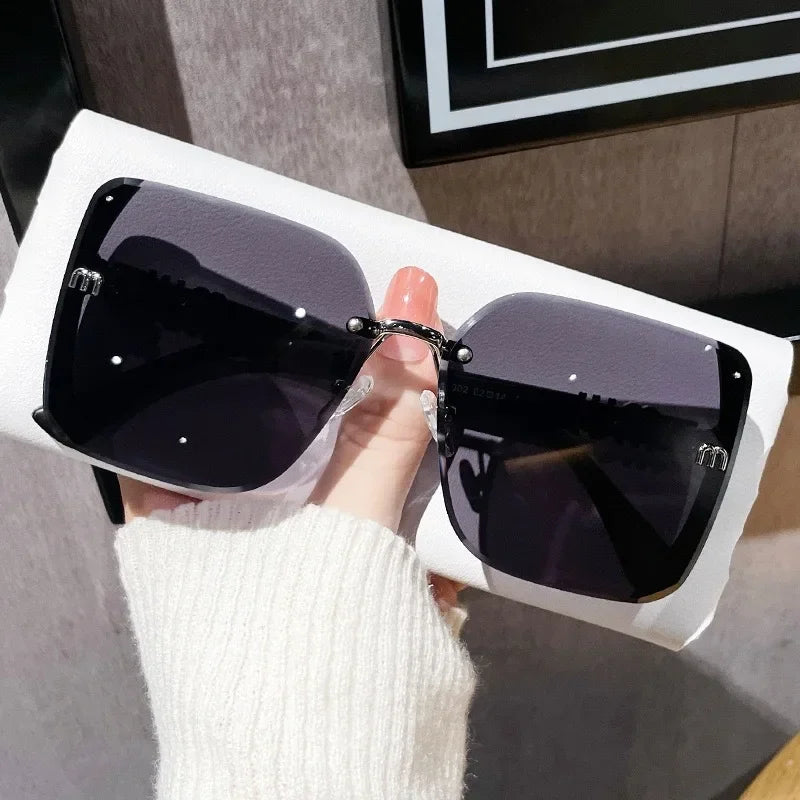 Luxury Square Sunglasses for Women - Vintage Trendy UV Protection