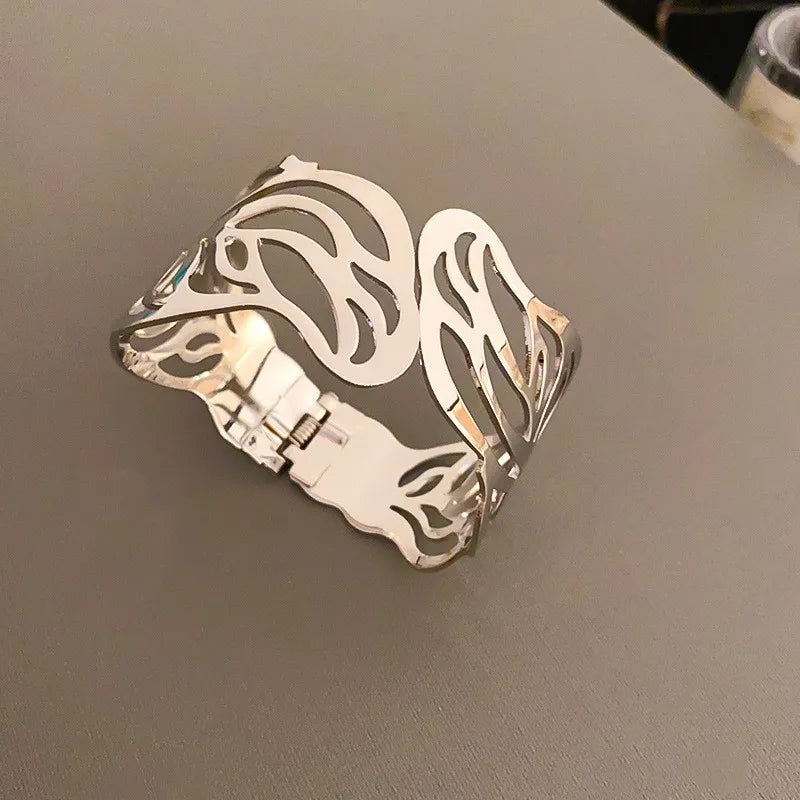 Elegant Luxury Wide Edge Bracelet - Personalized Temperament