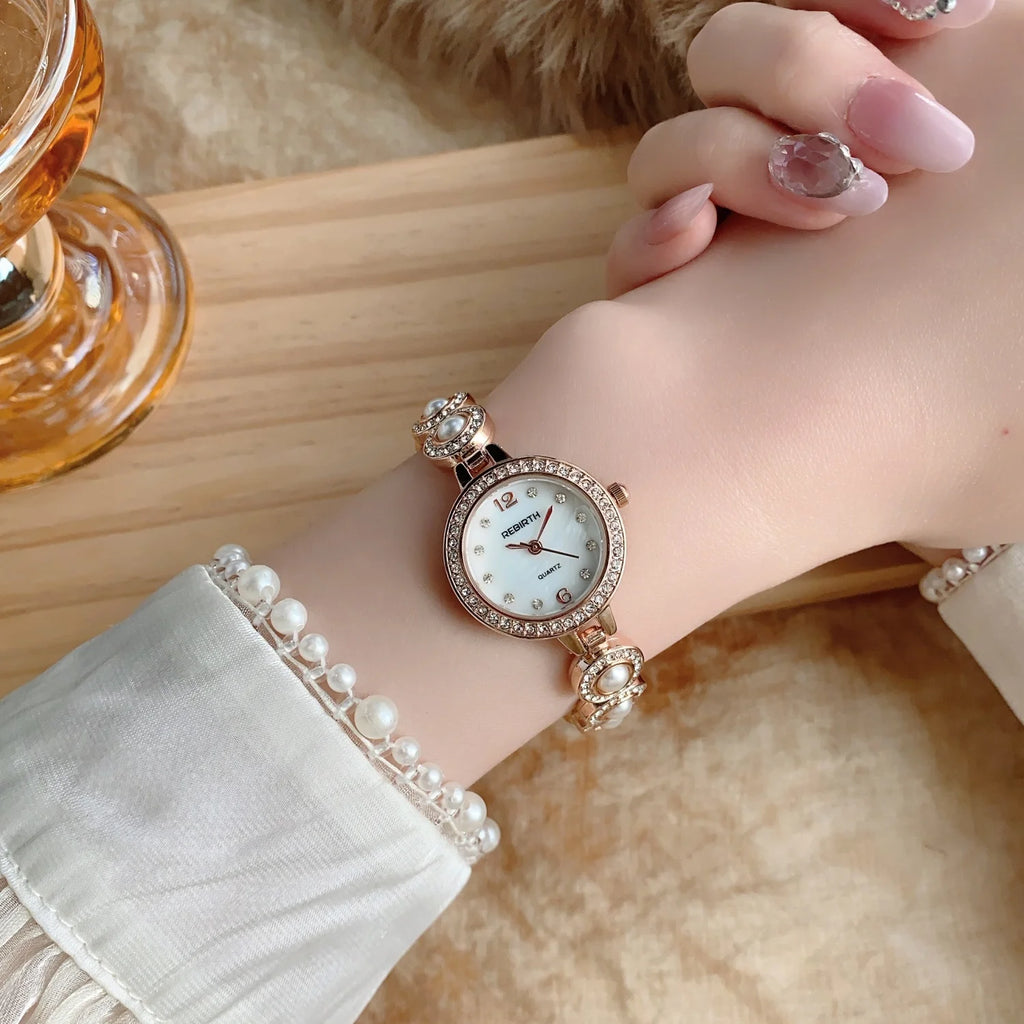 Elegant Pearl Bracelet Women's Watch - Diamond Quartz