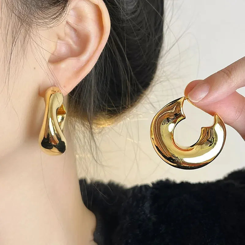 Elegant Geometric Hoop Earrings - Modern Irregular Circle Jewelry