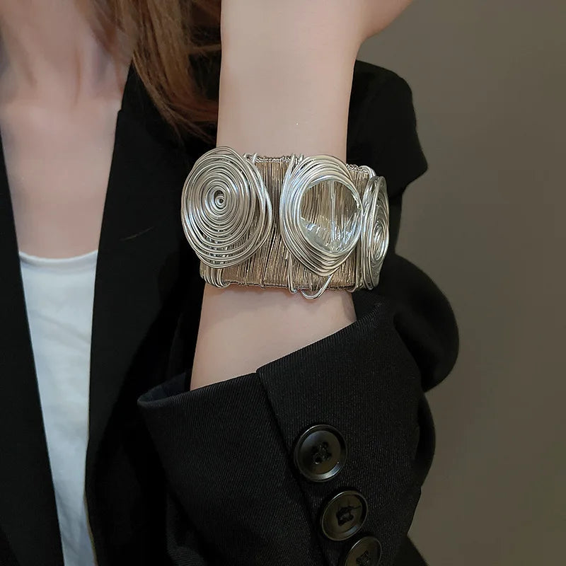Elegant Luxury Wide Edge Bracelet - Personalized Temperament