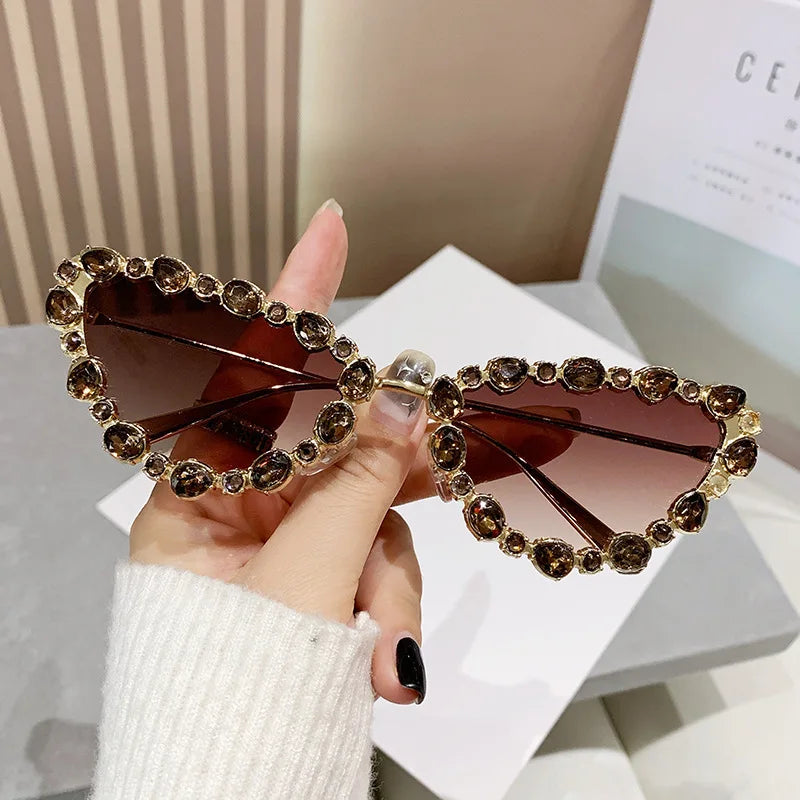 Luxury Vintage Cat Eye Sunglasses - UV400 Metal Frame