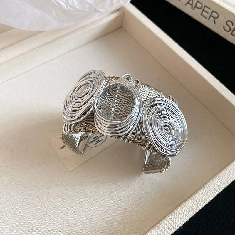 Elegant Luxury Wide Edge Bracelet - Personalized Temperament
