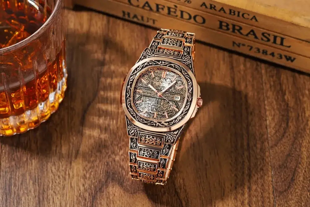 Elegant Men's Quartz Wristwatch - Embossed Stainless Steel