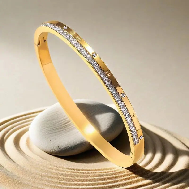 Luxury Roman Numerals Bracelet - Stainless Steel Elegance