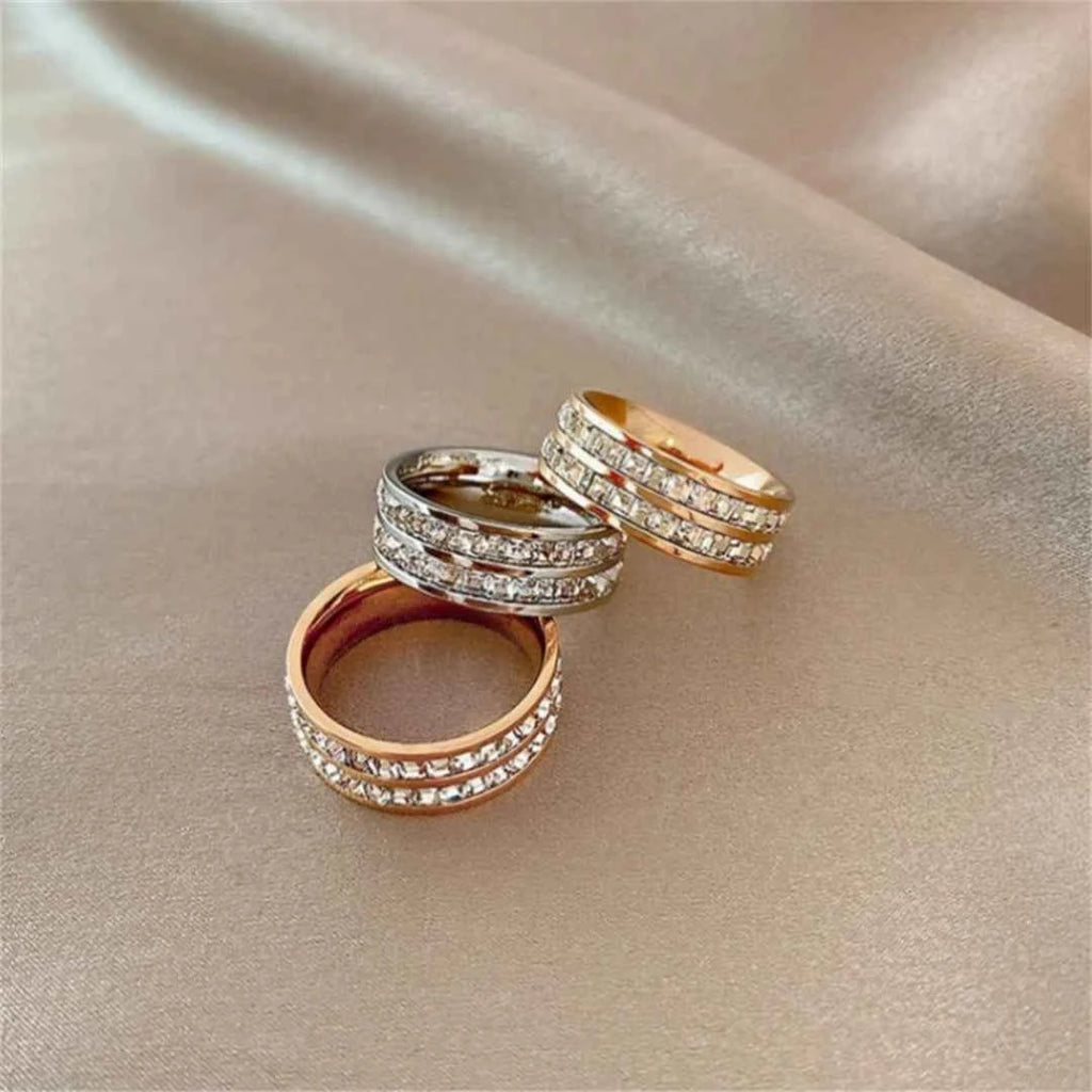 Elegant Stainless Steel Ring - Rose Gold Zircon Wedding Band