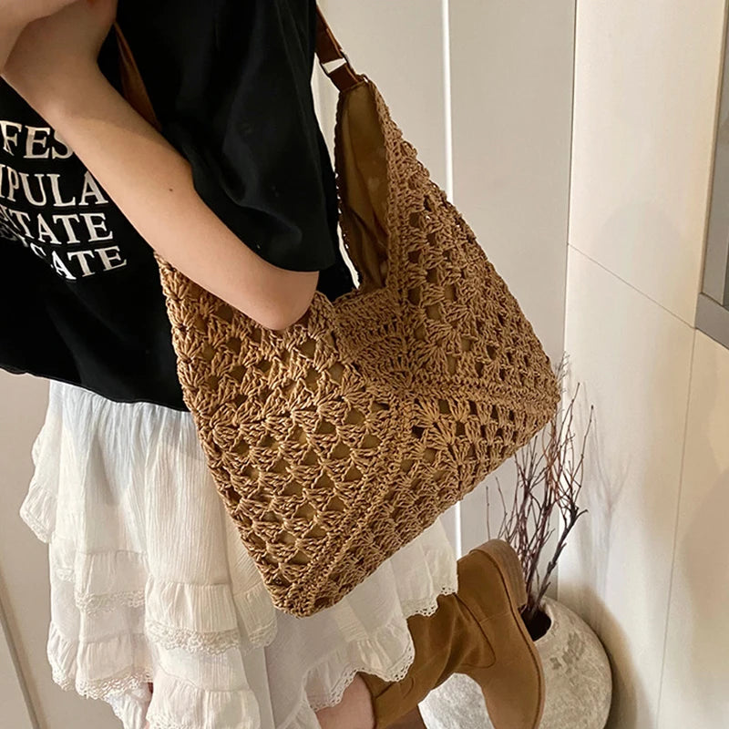 Elegant Knitted Straw Handbag - Hand-Woven Seaside Tote