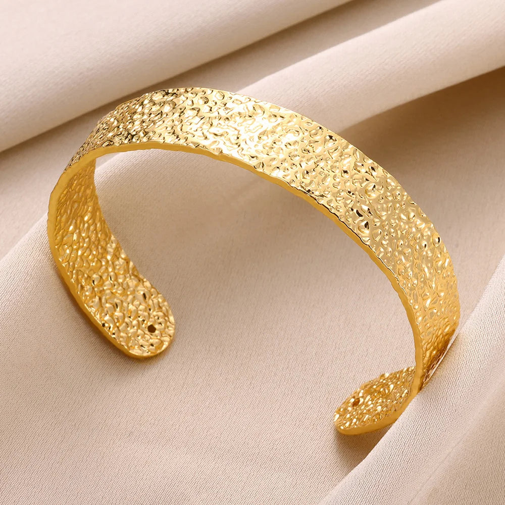 Exquisite Vintage Gold Open Cuff Bracelet - Luxury Stainless Steel Jewelry