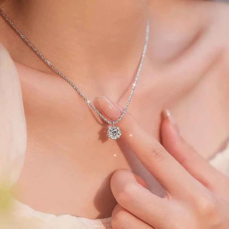 Luxury Silver Zircon Pendant Necklace - Elegant Italian Chain