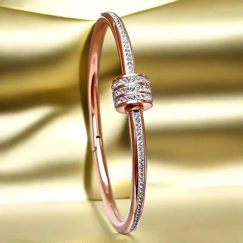 Luxury Roman Numerals Bracelet - Stainless Steel Elegance