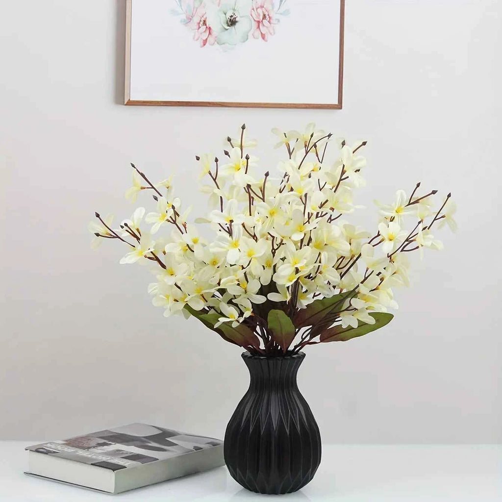 Elegant Plastic Home Vase - Modern Minimalist Decor