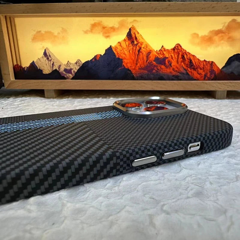 Luxury Carbon Fiber iPhone Case - MagSafe & Shockproof