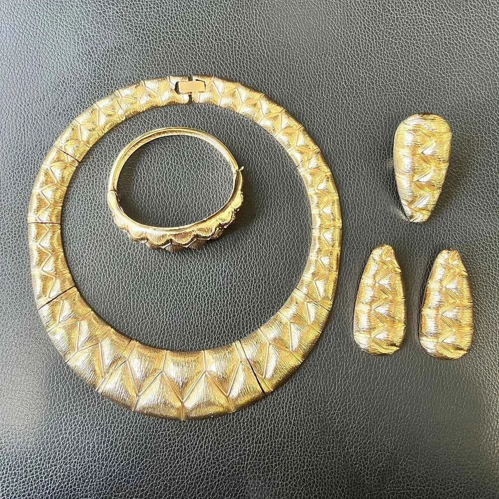 Luxury Gold Plated Jewelry Set - Exquisite Necklace & Earrings
