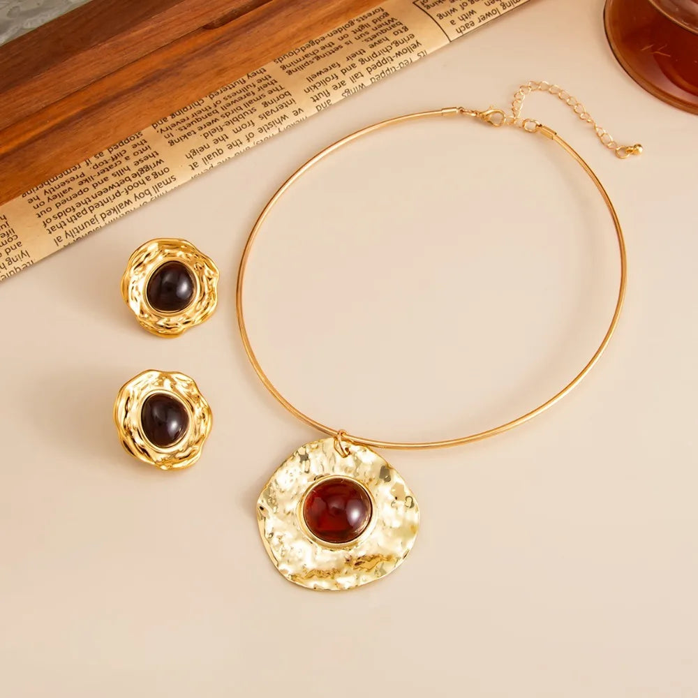 Elegant Liquid Metal Pleated Circular Pendant Necklace & Earrings