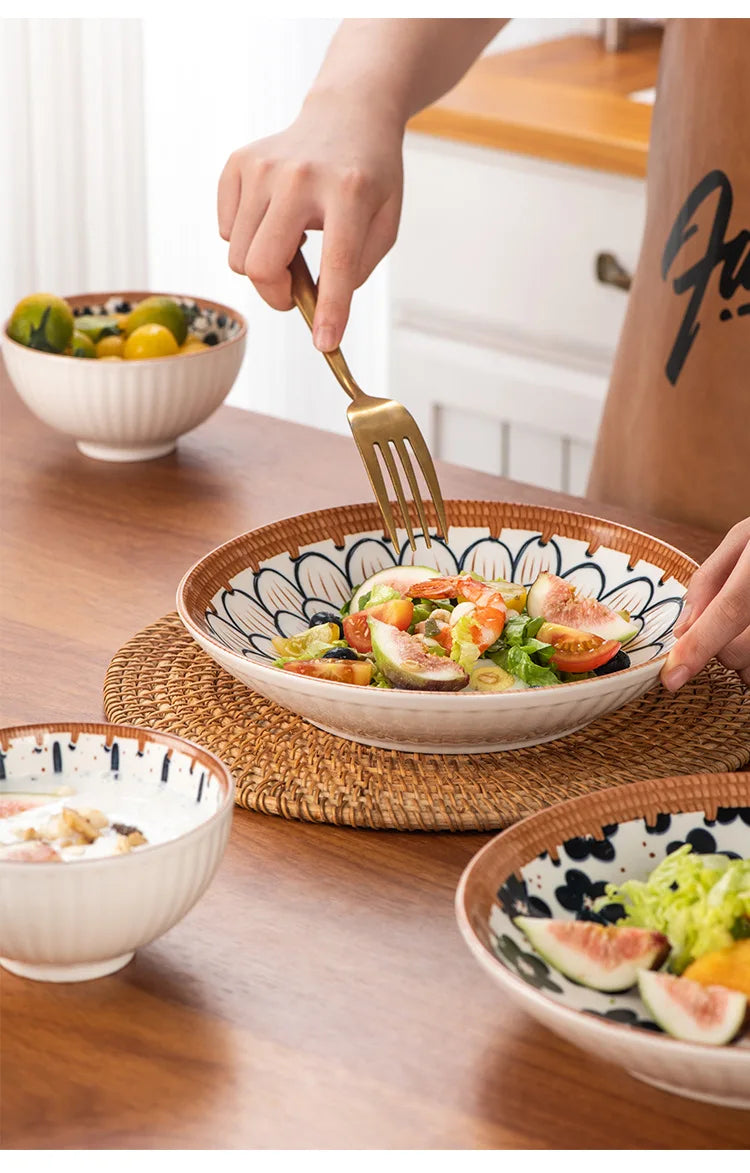 Premium Japanese Ceramic Bowls - Cute Underglaze Set