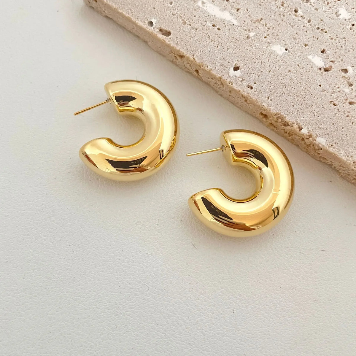 Elegant Geometric Hoop Earrings - Modern Irregular Circle Jewelry