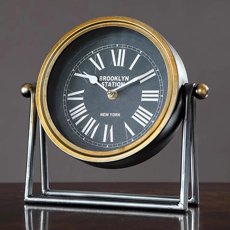 Elegant Retro Metal Desk Clock - Silent Quartz Design