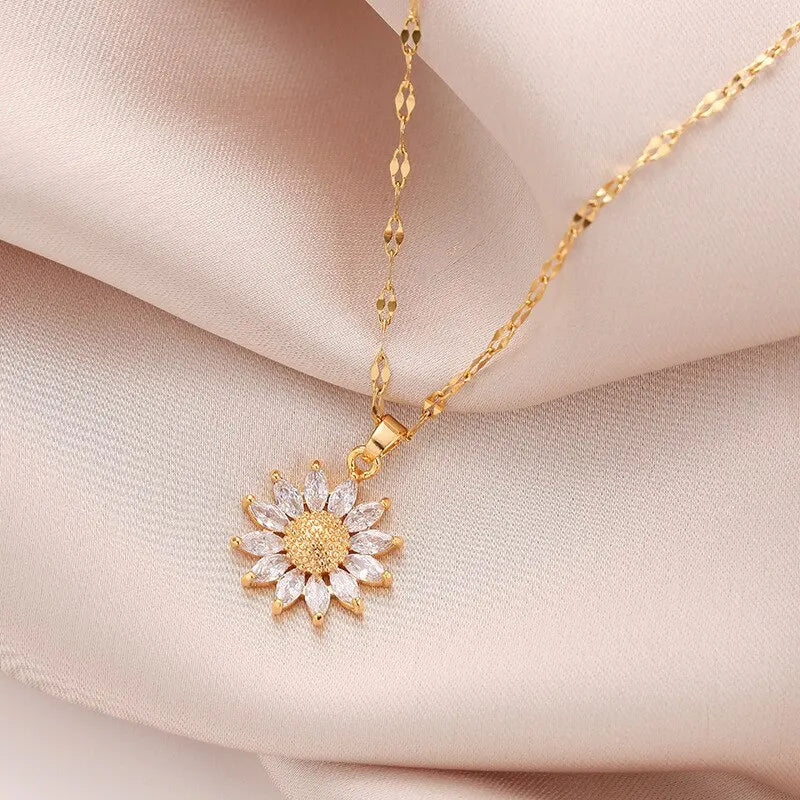 Elegant Flower Pendant Necklace - Gold Plated Zirconia Jewelry