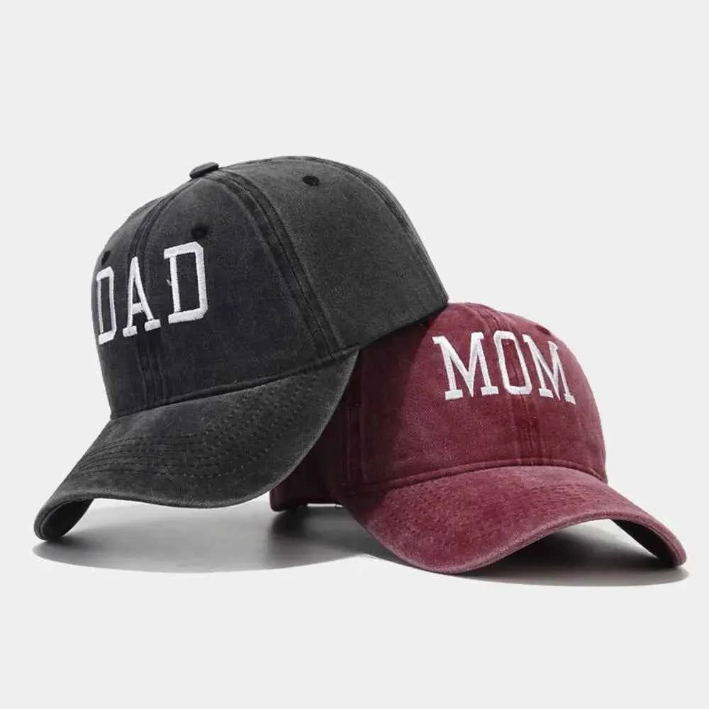 DAD MOM Embroidery Cotton Baseball Cap Fashion Women Men Hat Sport Visors Snapback Cap Sun Hat Breathable Outdoor Caps