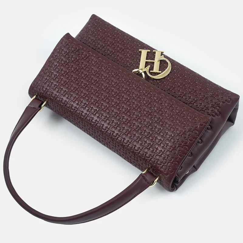 Elegant Women's Shoulder Bag with Detachable Chain