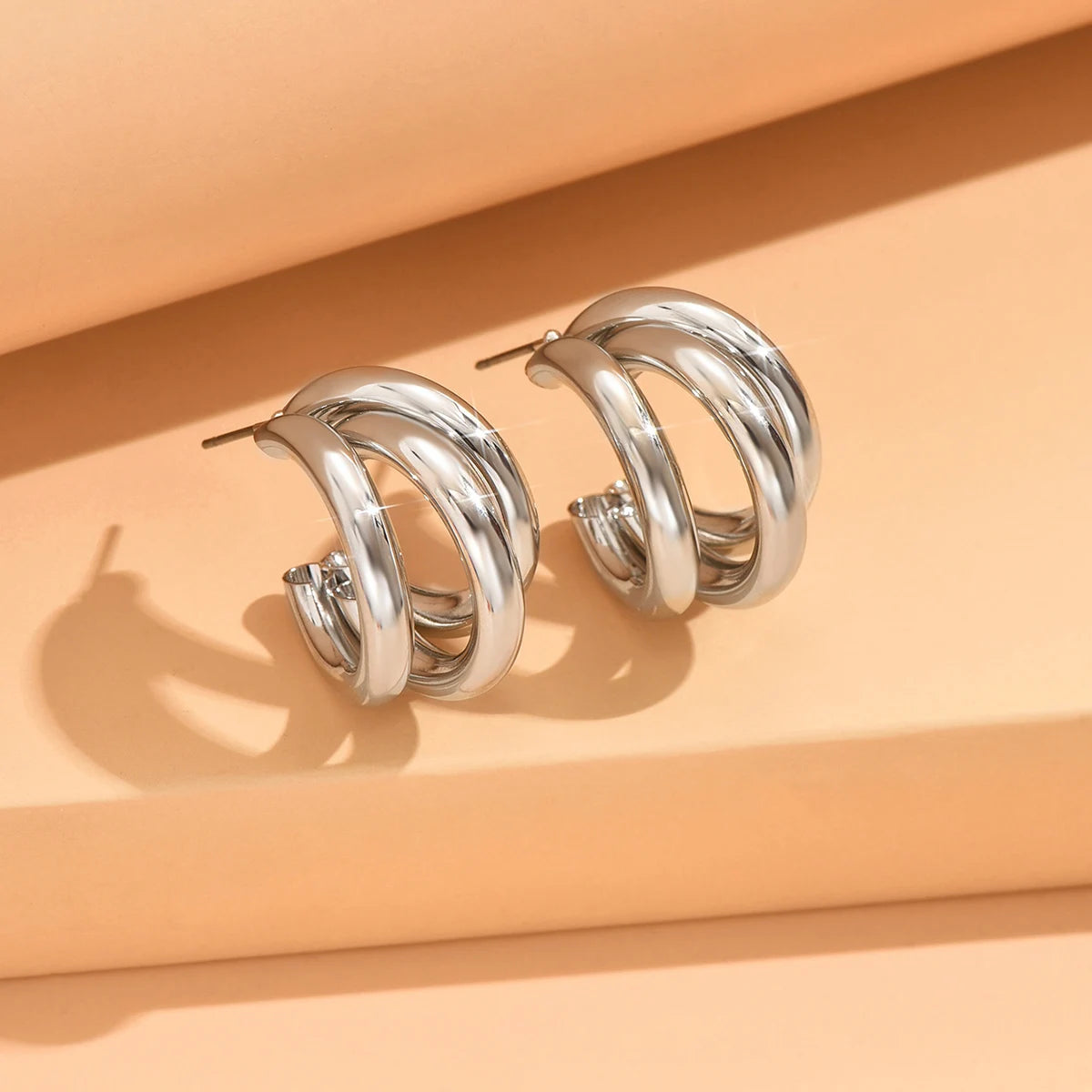 Elegant Gold Hoop Earrings - Vintage Geometric Statement Jewelry