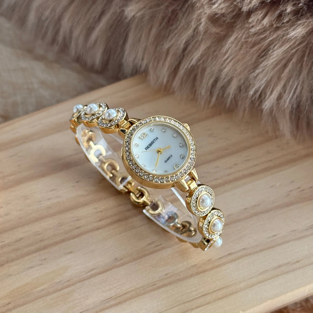 Elegant Pearl Bracelet Women's Watch - Diamond Quartz