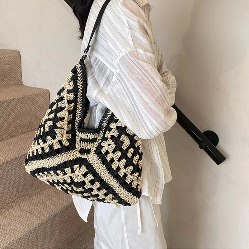 Elegant Knitted Straw Handbag - Hand-Woven Seaside Tote