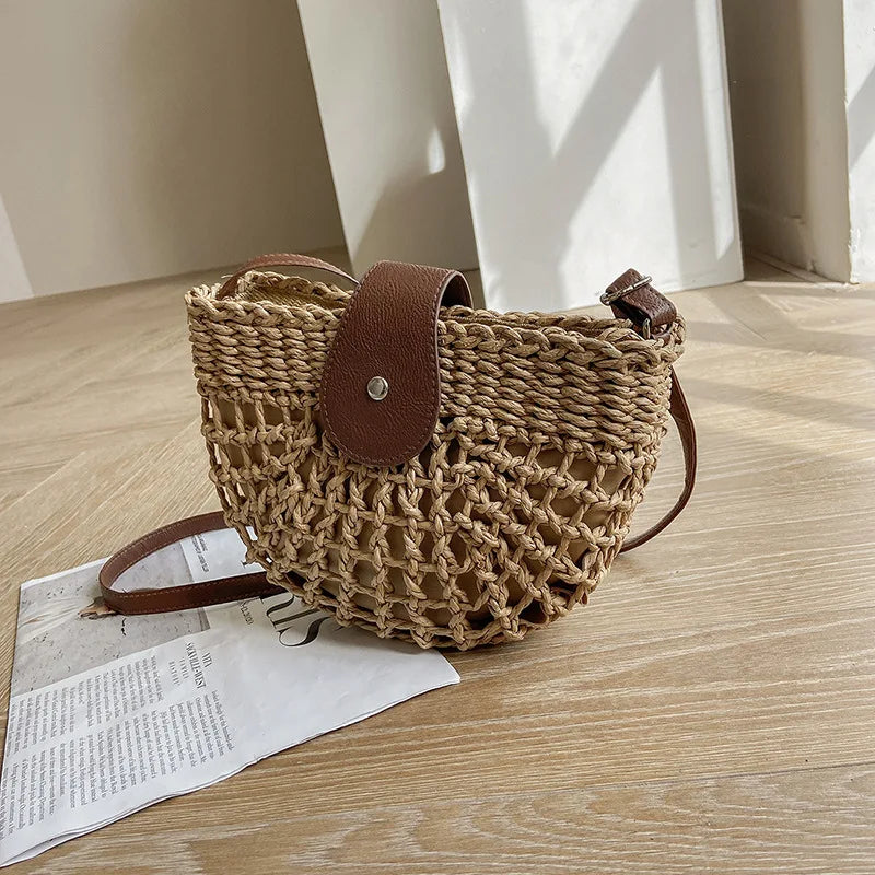 Elegant Straw Semicircle Bag - Chic Summer Crossbody