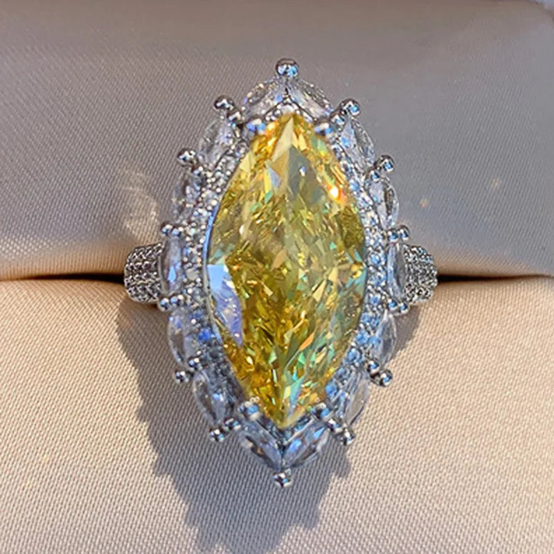 Elegant Yellow Cubic Zirconia Ring - Luxury Fashion Jewelry