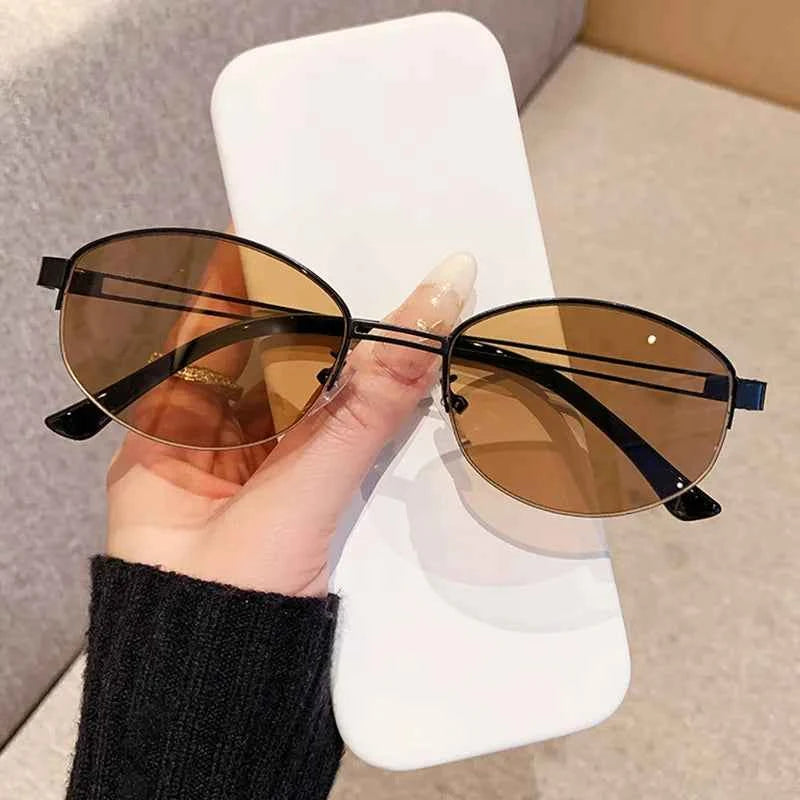 Retro Metal Sunglasses - Premium UV Protection Eyewear