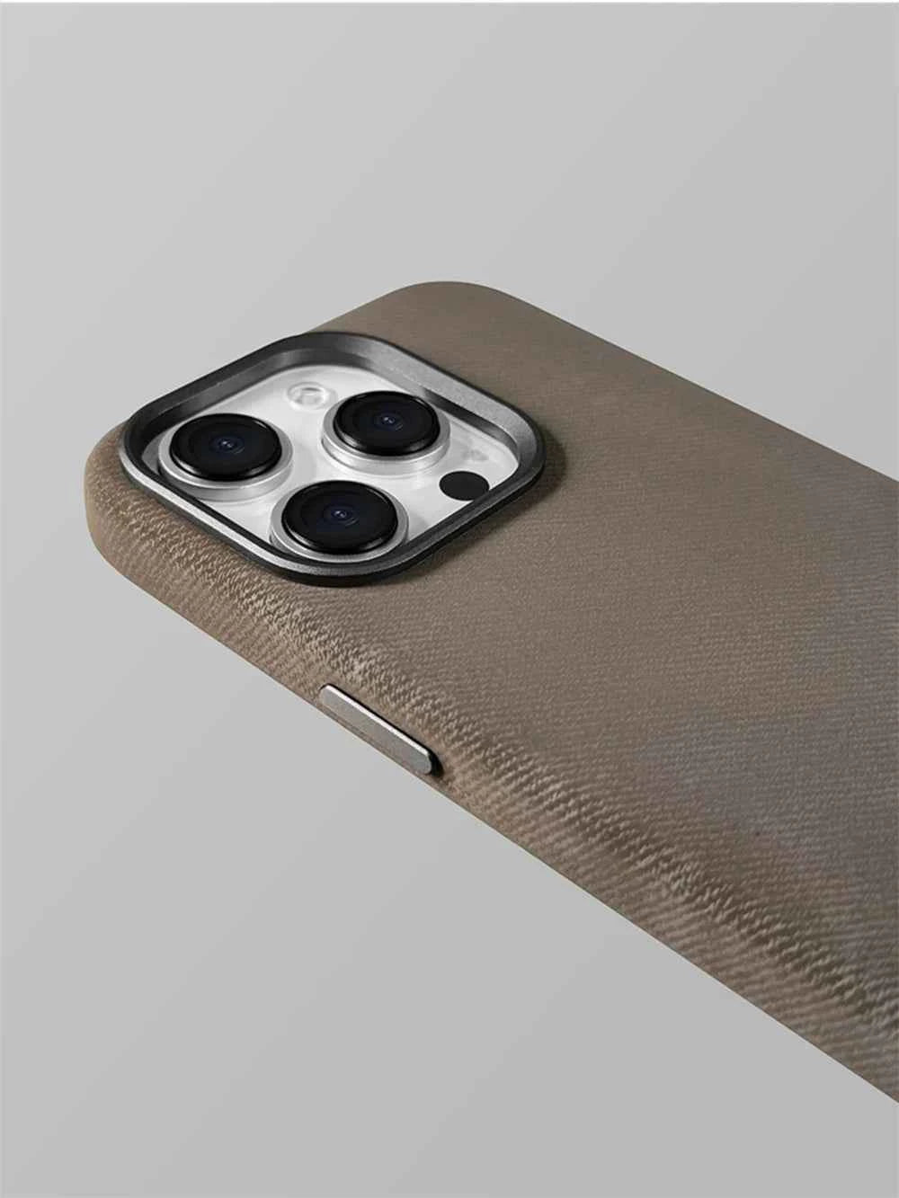 Luxury MagSafe Fiber Leather Shockproof Case - Premium Magnetic Cover