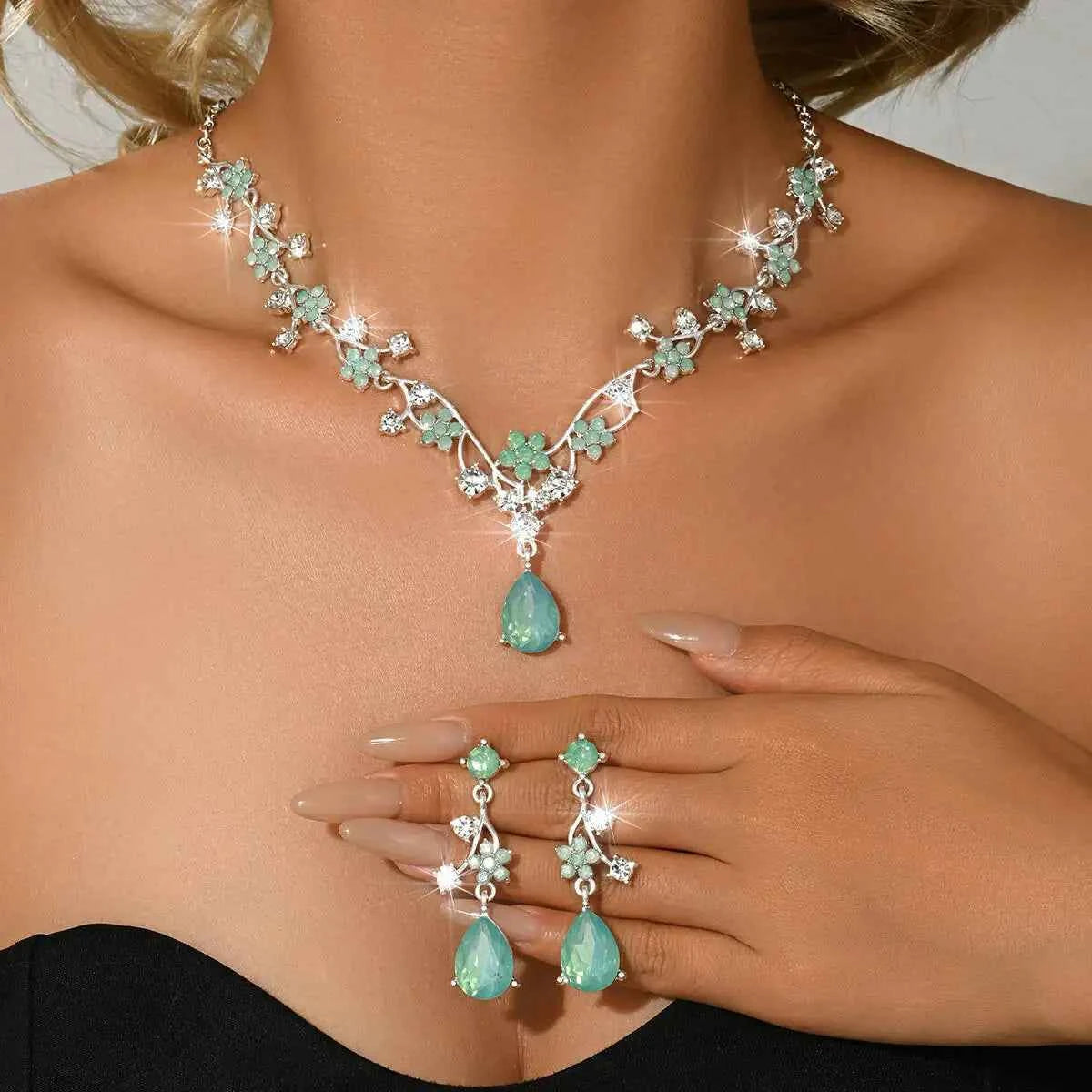 Elegant Floral Rhinestone Bridal Jewelry Set - Necklace & Earrings