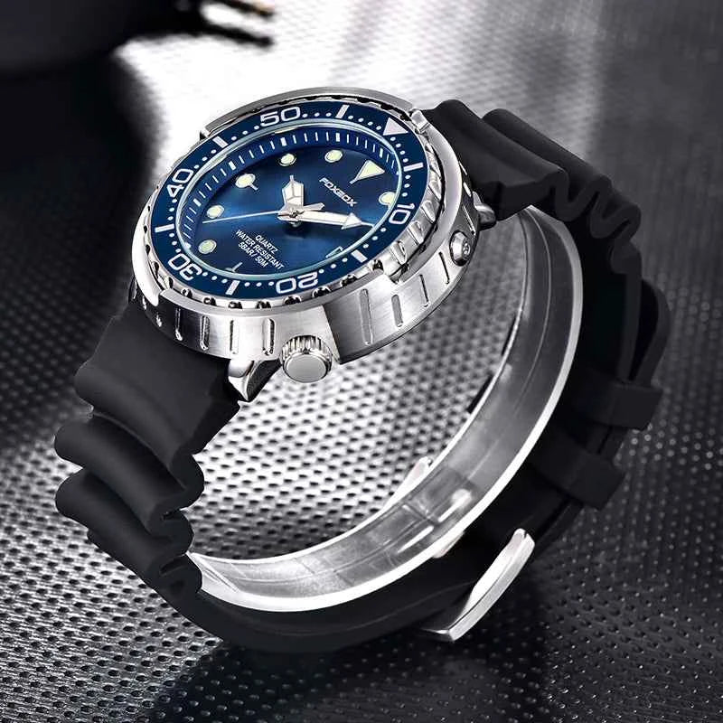 Luxury Mens Quartz Watch - 5ATM Waterproof Sports Clock