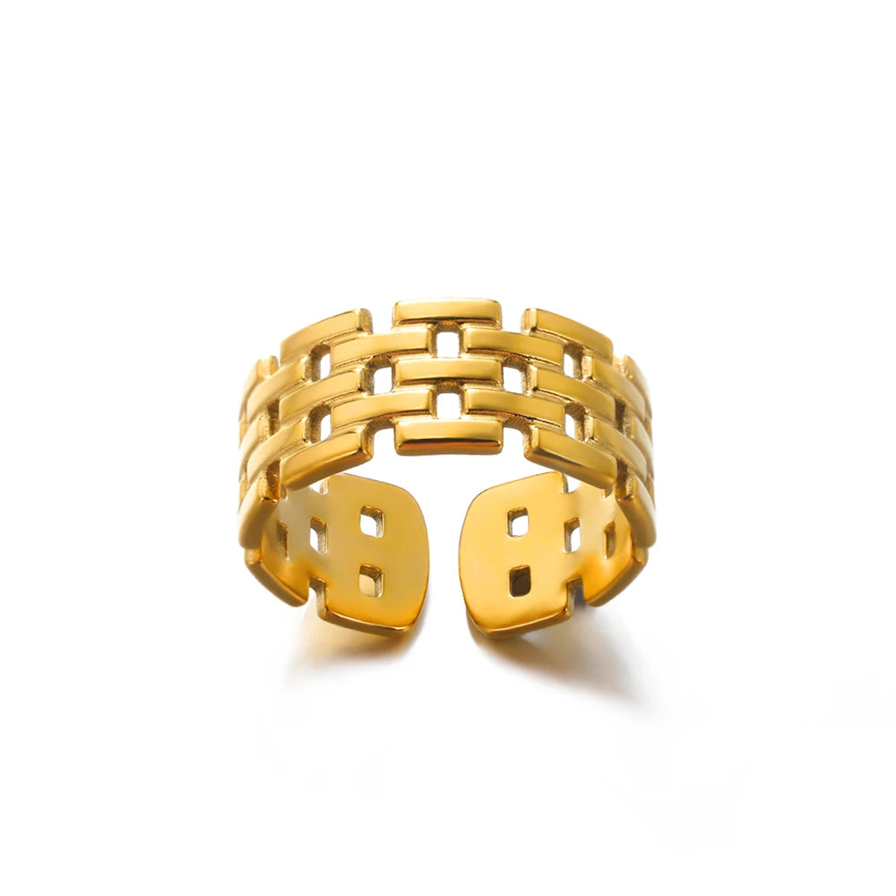 Luxury Classic Gold Stainless Steel Ring for Women