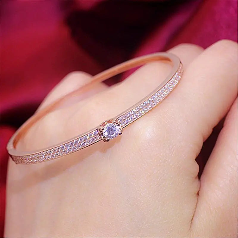 Elegant Rose Gold Crystal Bracelet - Light Luxury Design