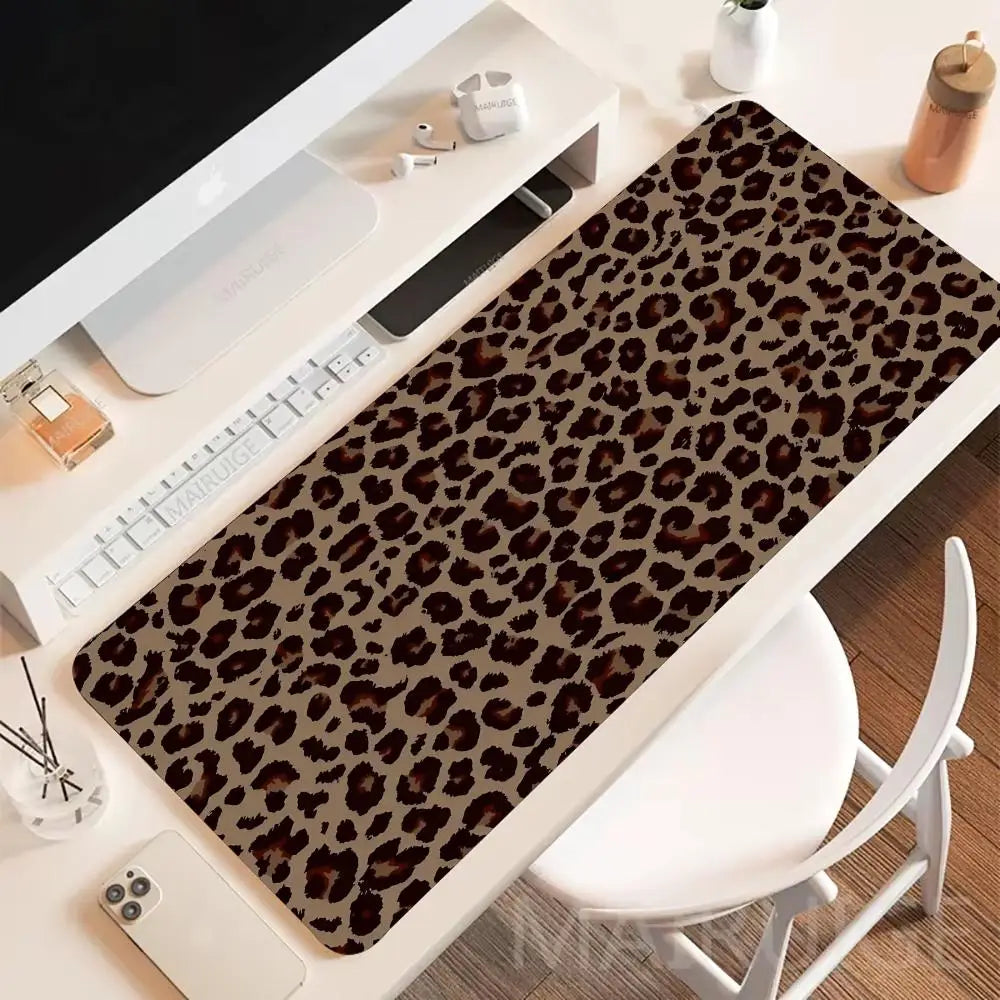 Premium Leopard Print Mouse Pad - Extended Non-Slip Gaming Mat