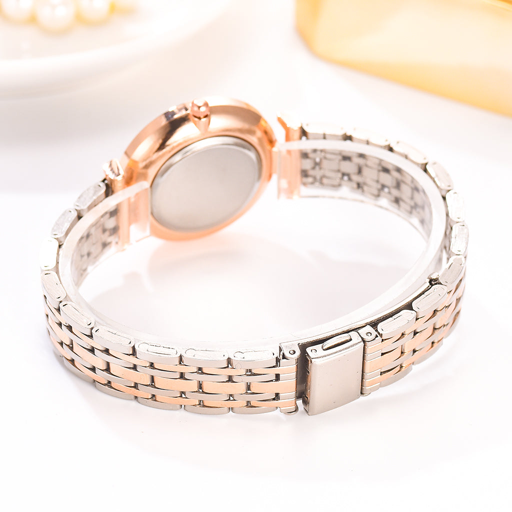 Elegant Diamond Bracelet Watch - Quartz Movement for Women
