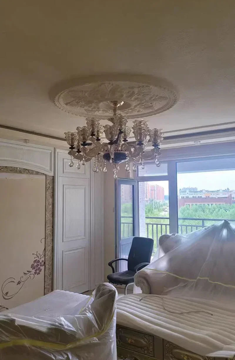 Elegant French Retro Chandelier - Grand Crystal Lighting