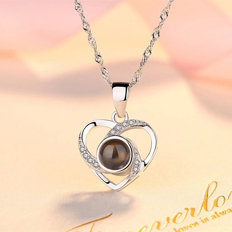 Elegant Girlfriend Projection Necklace - 100 Languages I Love You